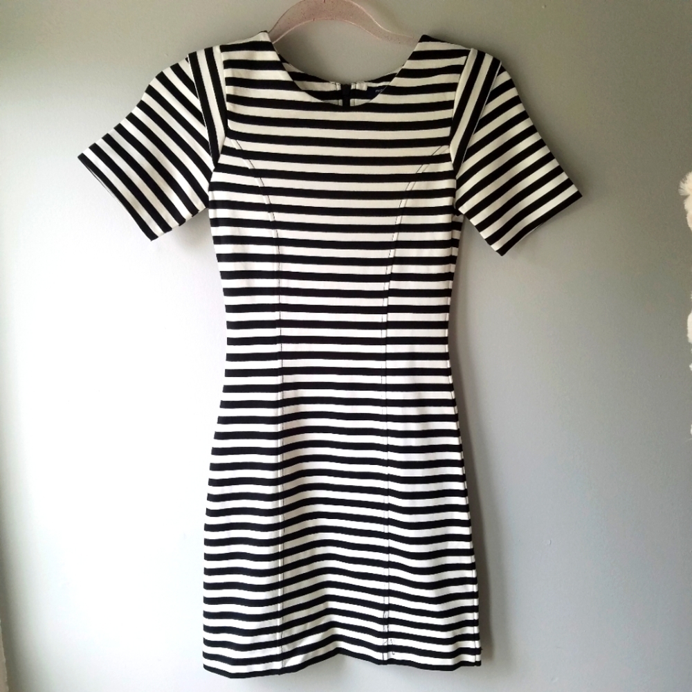 French Connection NWT Bodycon Striped Dress Size 2